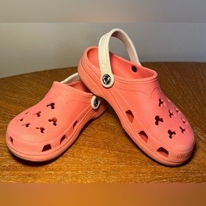 Crocs Girls’ Disney Pink Sandals